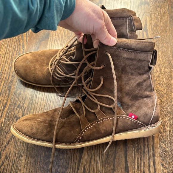 Oliberté Birara tan suede chukka style boot men’s 41 / 8 minimalist main image 7